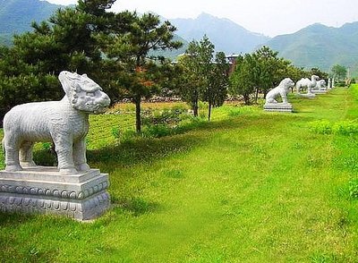 湖北十堰市南山陵园