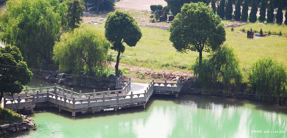 内蒙古呼和浩特市碧弘峰