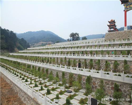 湖南湘潭市湘水缘长生陵园