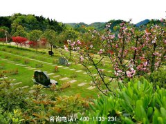 宁夏银川市陵园价格表？周边一个墓地多