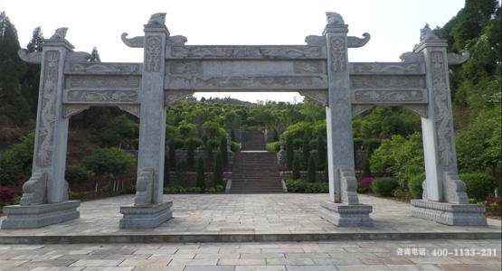 四川广元市雪峰龙山公墓